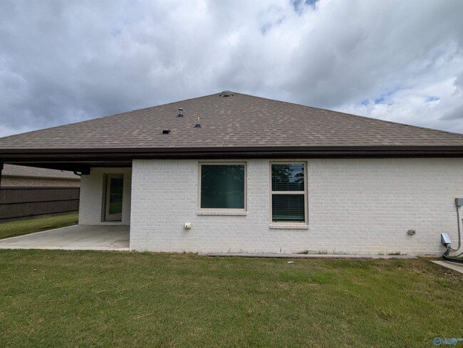 Building Photo - 124 Varina Dr