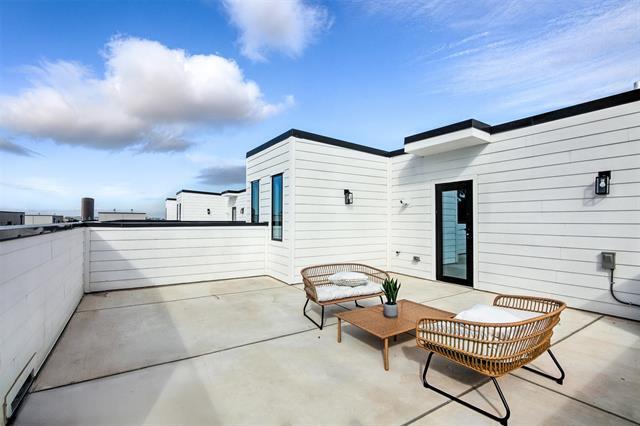 Building Photo - 4611 Fairmount St