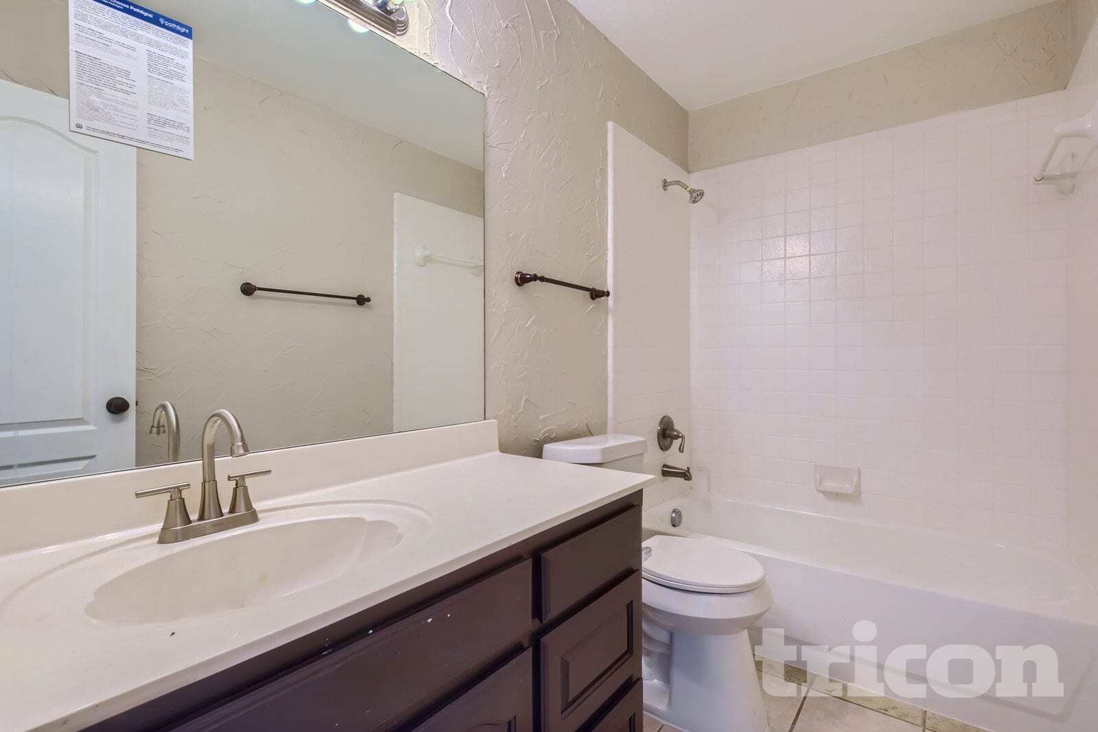 Building Photo - 709 Flagstone Way