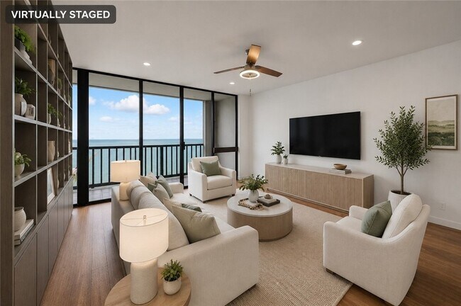 Building Photo - 4334 Ocean Dr