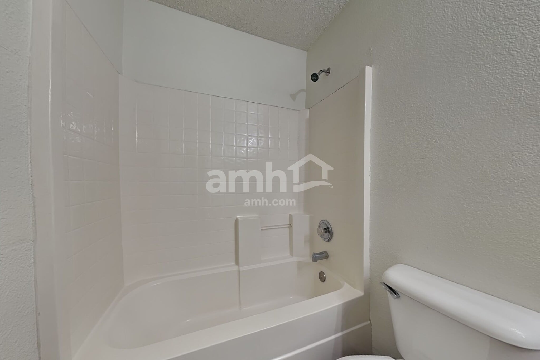Building Photo - 8724 Hunters Creek Ct