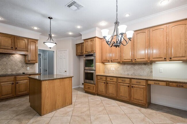 Building Photo - 4515 Tall Ridge Ct