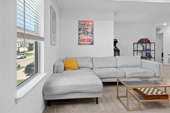 Building Photo - 6809 Ellsworth Walk