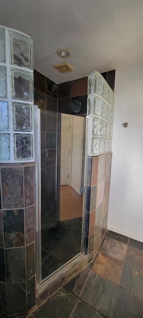 Building Photo - Single Story 3 Bedroom Home in Spring Valley