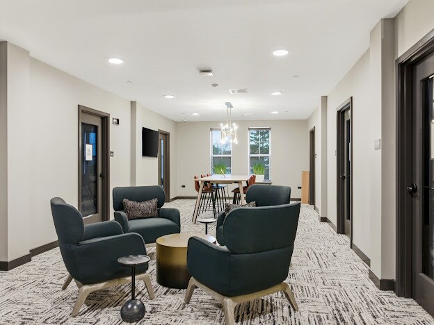 Building Photo - 250 McHenry Rd