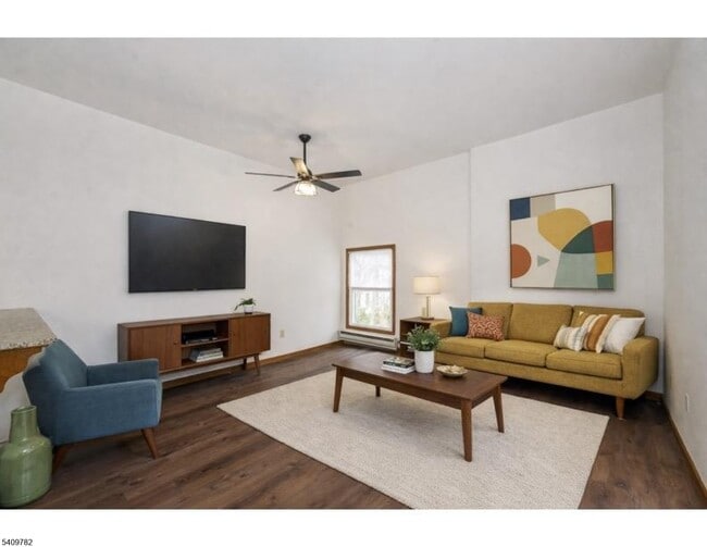 Building Photo - 21 Springfield Ave