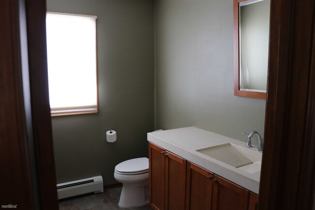 Building Photo - 3 br, 2.5 bath House - 24343 Paragon Place