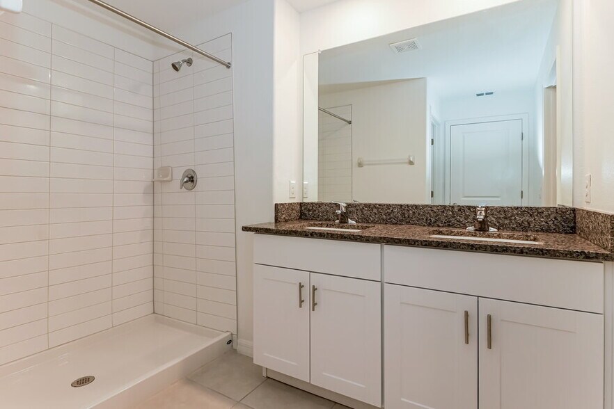 Building Photo - 17862 Blissful Stars Dr