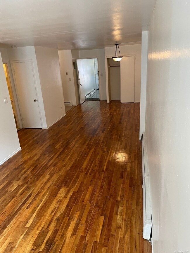 Building Photo - 240-24-240-68 68th Ave