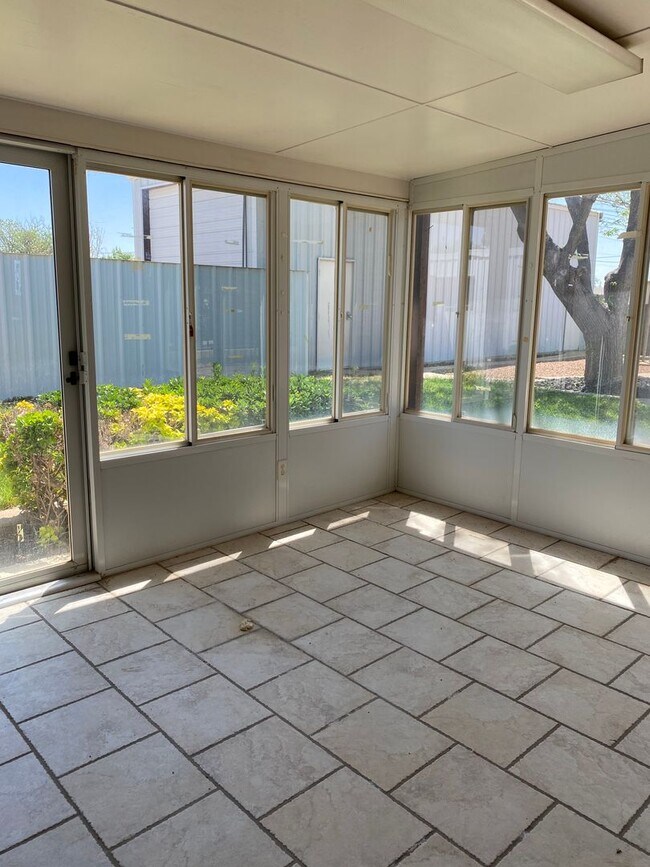 Building Photo - This one has it all!  Spacious 3-Bedroom Home in a Great Location!