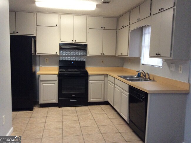 Building Photo - 3667 Chimney Ridge Ct