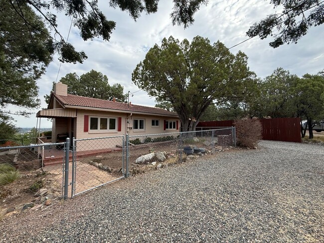 Building Photo - Million-Dollar Views of Granite Mountain &...