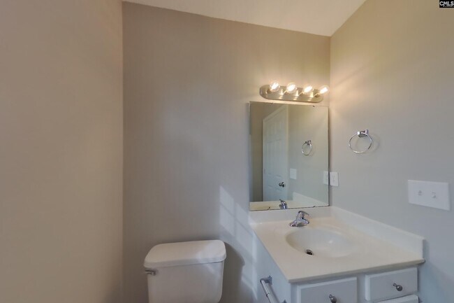 Building Photo - 308 Fox Trot Dr