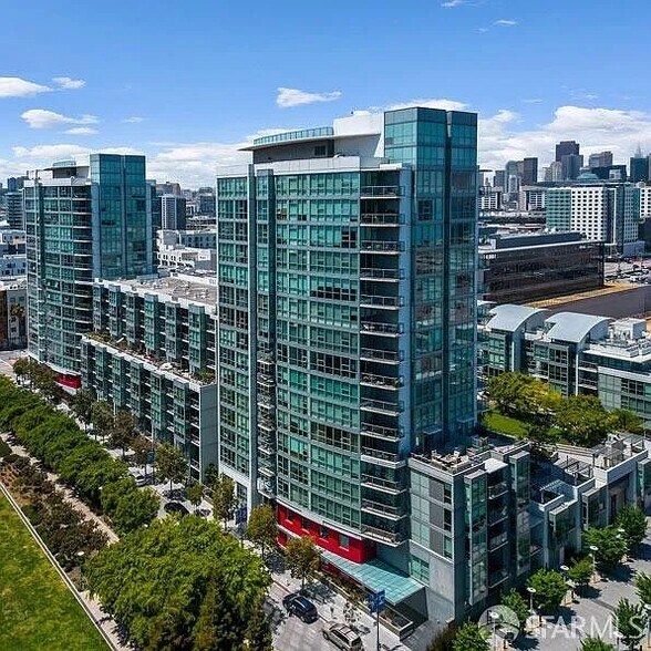 Building Photo - 420 Mission Bay Blvd N