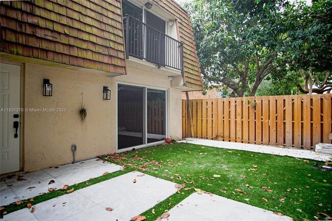 Building Photo - 2161 Orange Grove Dr
