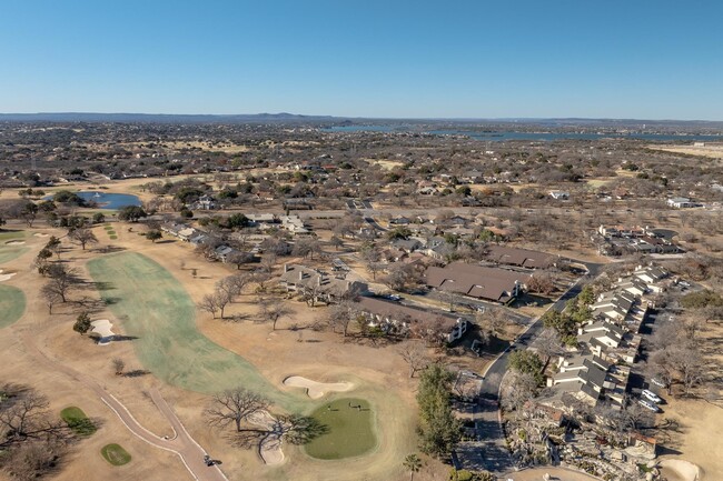 Building Photo - 1214 Hi Stirrup