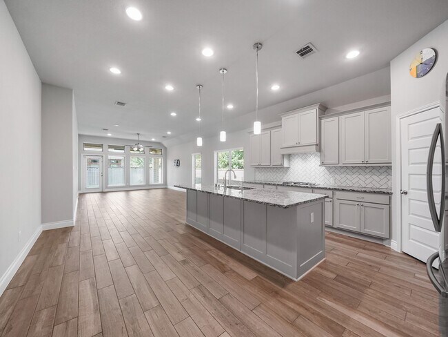 Building Photo - 15039 Montezuma Quail Dr