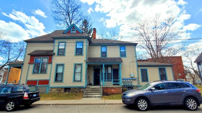 Building Photo - 217 N Washington St