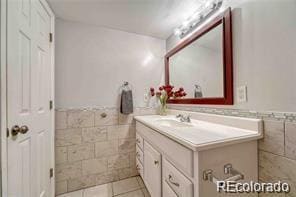 Building Photo - 381 S Ames St