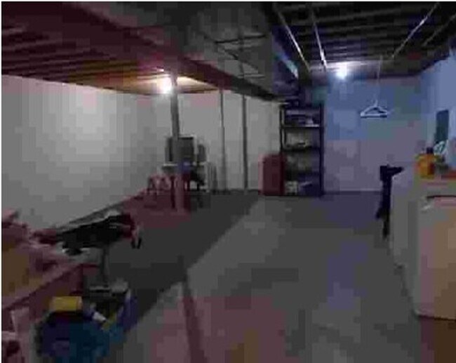 Building Photo - Punzel Apple