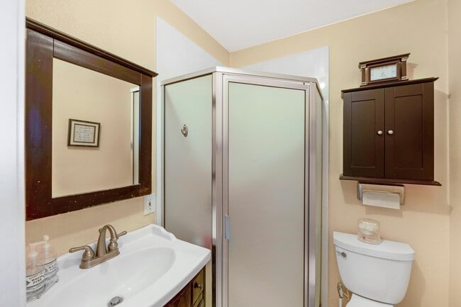 Building Photo - 3615 Horacio Ct NE