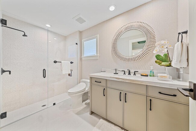 Building Photo - 2408 Bay Village Ct