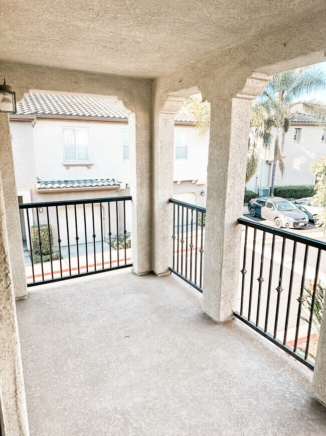 Building Photo - 2744 Crown Ridge Rd