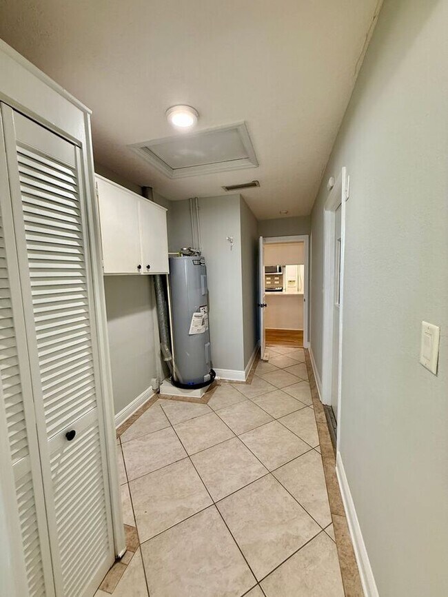 Building Photo - 4/3 WINTER PARK POOL HOME WITH WINTER PARK SCHOOLS! (Orange County Winter Park Schools)