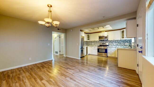 Building Photo - PURE Property Management Presents: Beautiful 3 Bedroom/2 Bath in Santa Rosa!