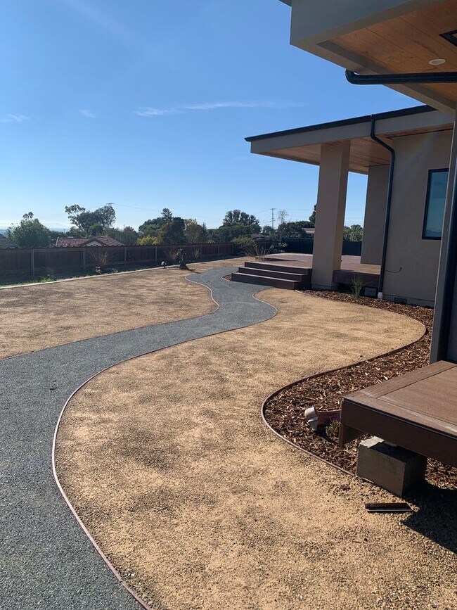 Building Photo - Clear Point Home - Ventura- Ocean Views - 4+3.5