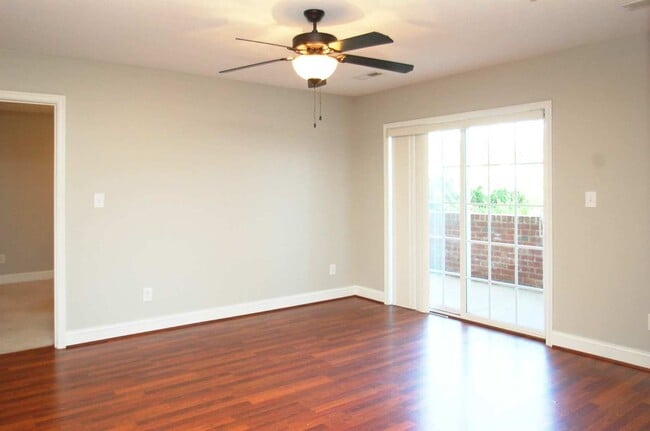Building Photo - 100 Capstone Dr