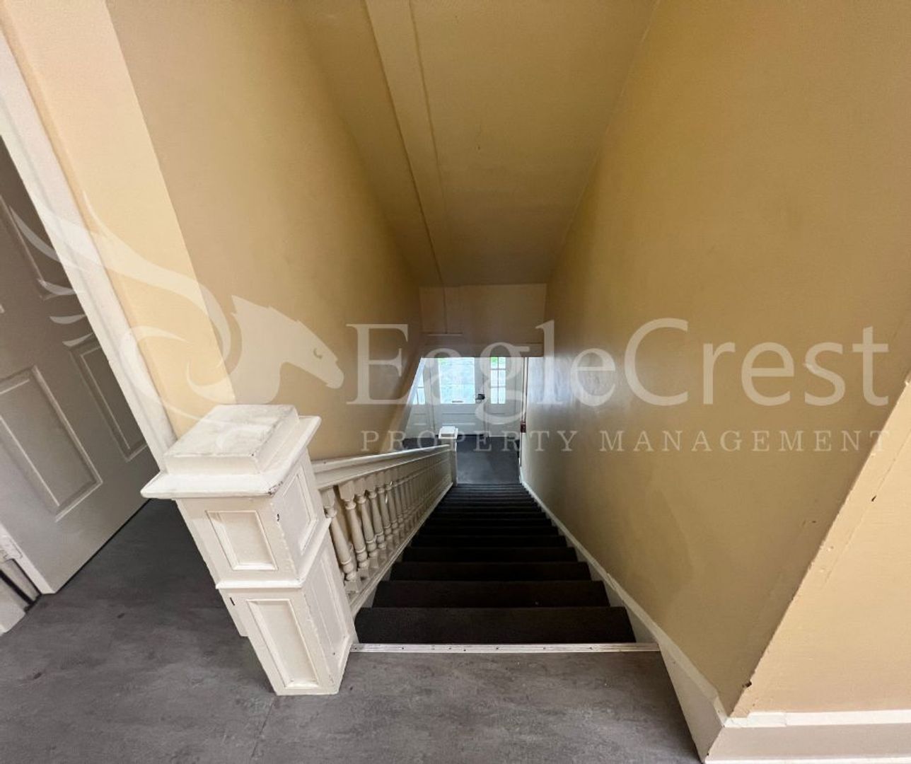 Building Photo - 105NSP