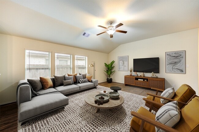 Building Photo - 18907 Via Flora Dr