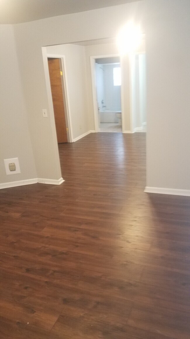 Building Photo - 2851 Colfax St