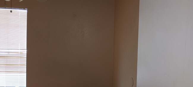 Building Photo - 12615 Brookglade Cir