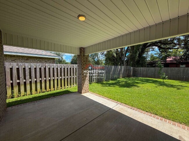 Building Photo - 7305 Lakeside Oak Ct