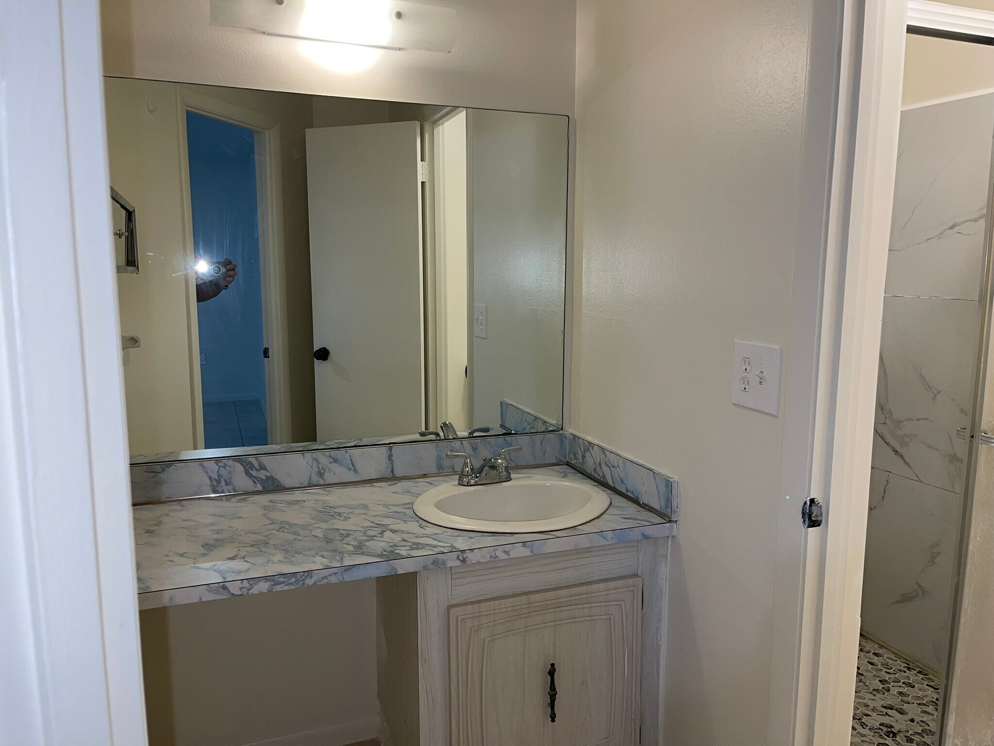 Building Photo - 5953 NW 25th Ct