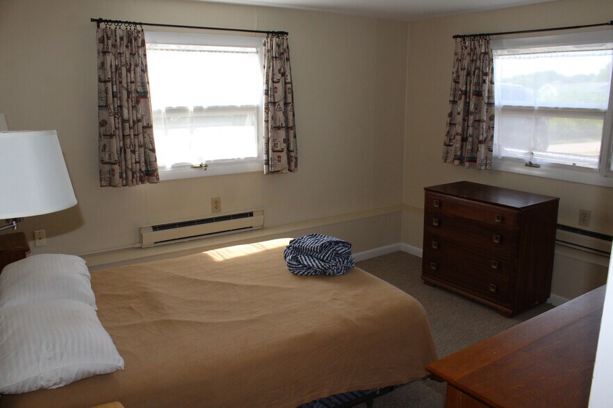 Building Photo - 652 Jerry Brown Farm Rd