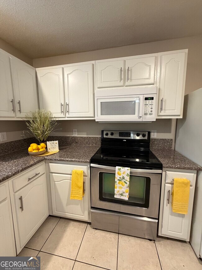 Building Photo - 113 Seaparc Cir