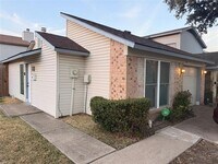 Building Photo - 401 San Maria Dr