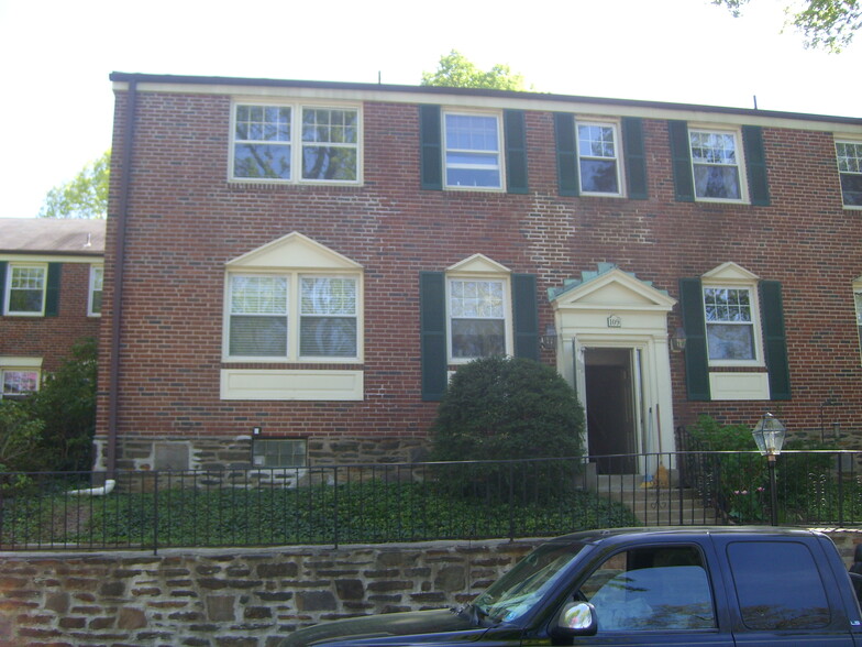 Building Photo - 500 E Lancaster Ave