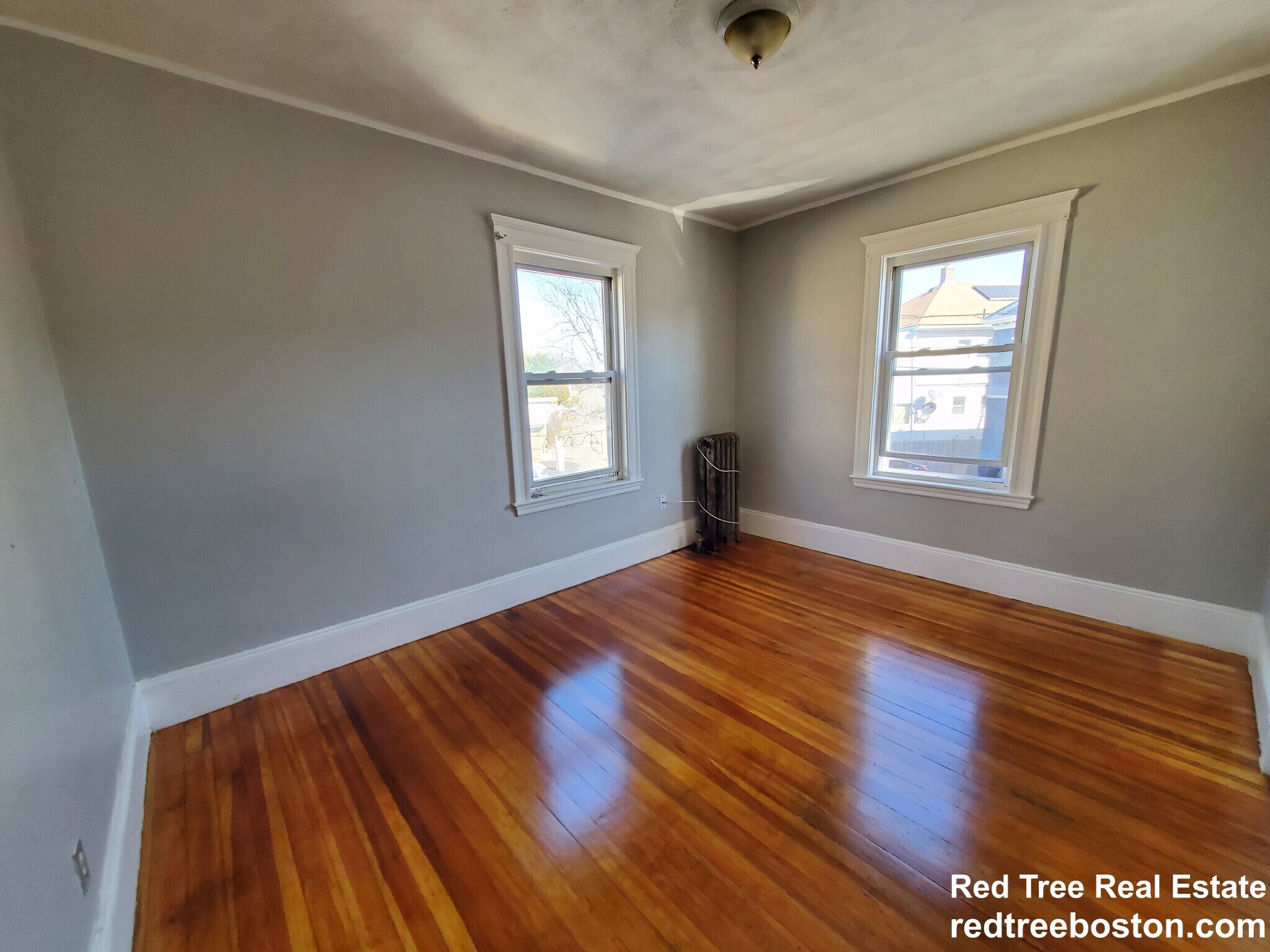 Building Photo - 623 Fellsway