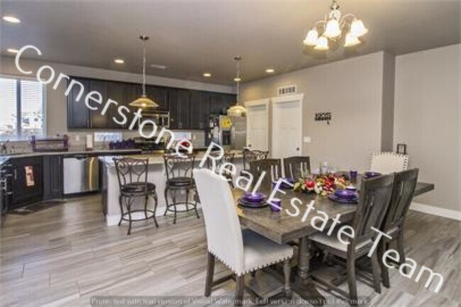 Building Photo - 10675 Abrams Dr