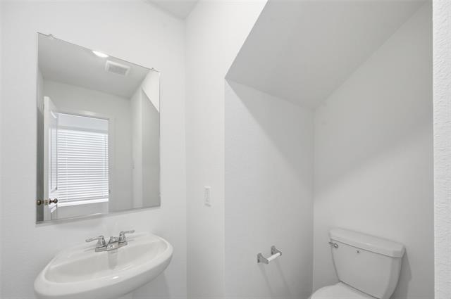 Building Photo - 804 Wagtail Dr