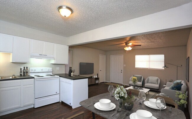 Building Photo - Self Showing- ZERO-DEPOSIT UPFRONT FOR QUA...