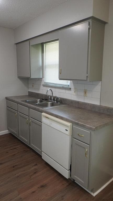 Building Photo - 408 NE Westwind Dr