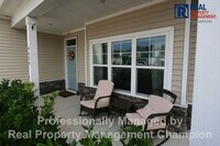 Building Photo - Immaculate 4 BD/3 BA Home w/Screened Porch and Fenced Back Yard