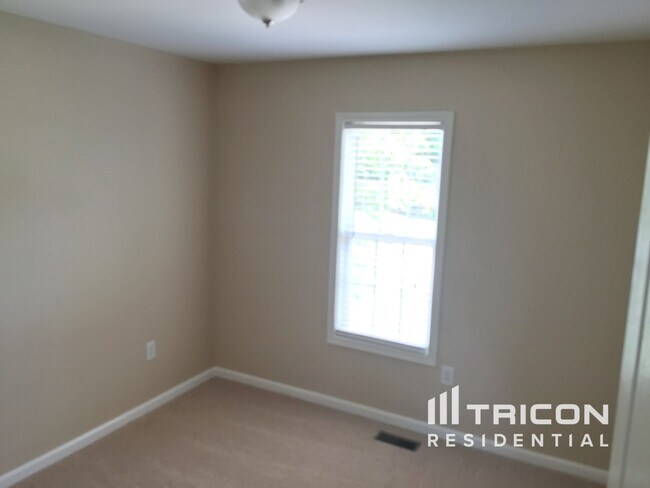 Building Photo - 7838 Cambridge Dr