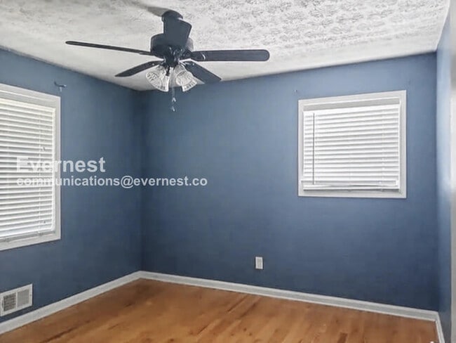 Building Photo - 2131 Oland Cir