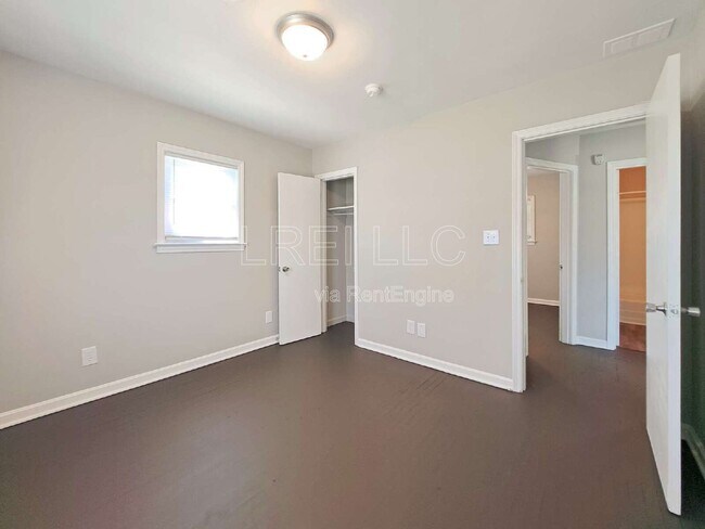 Building Photo - 3219 Wilkie Rd